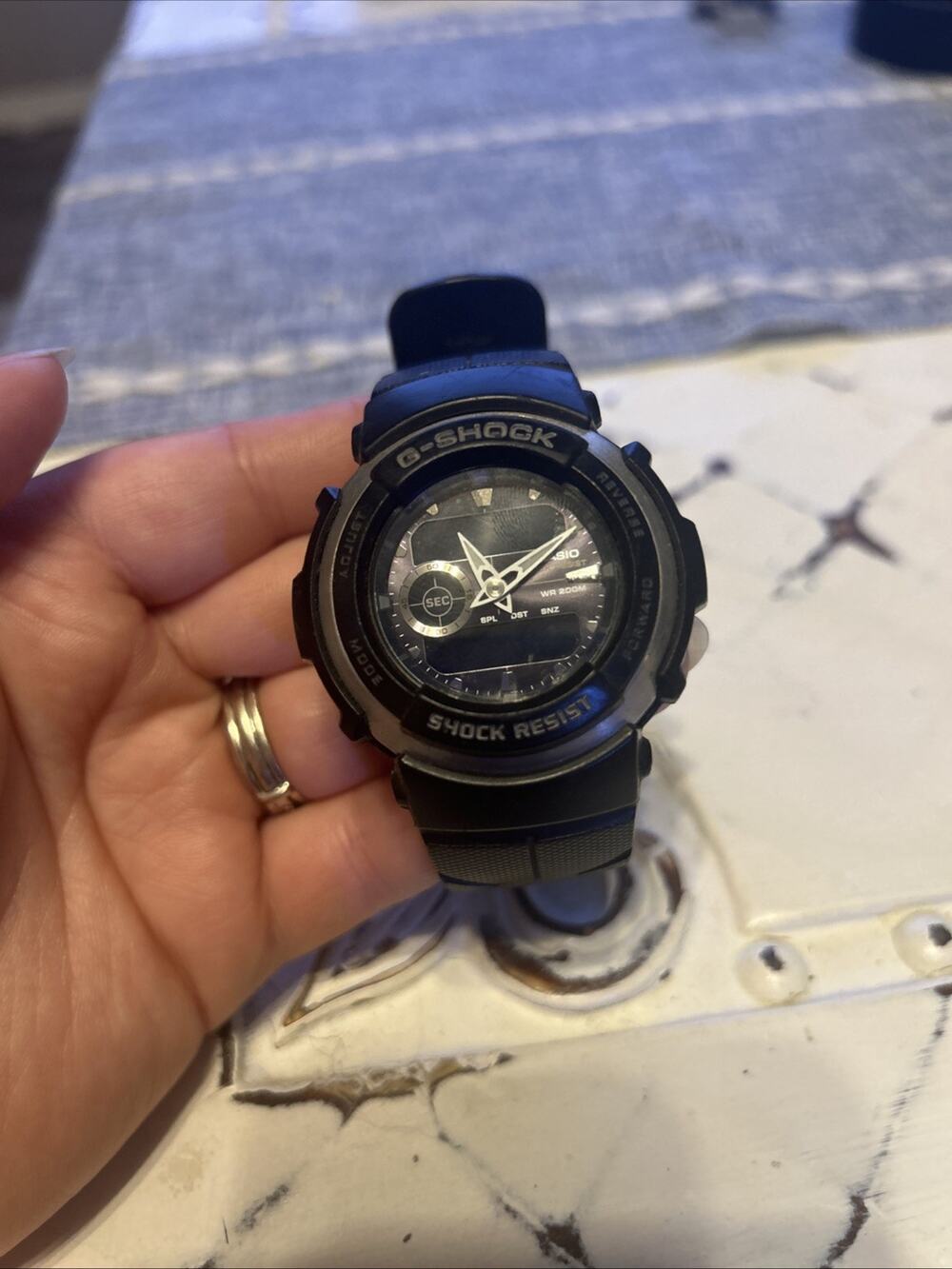 G-Shock G-300 Digital-Analog Quartz Men Casio-needs new battery